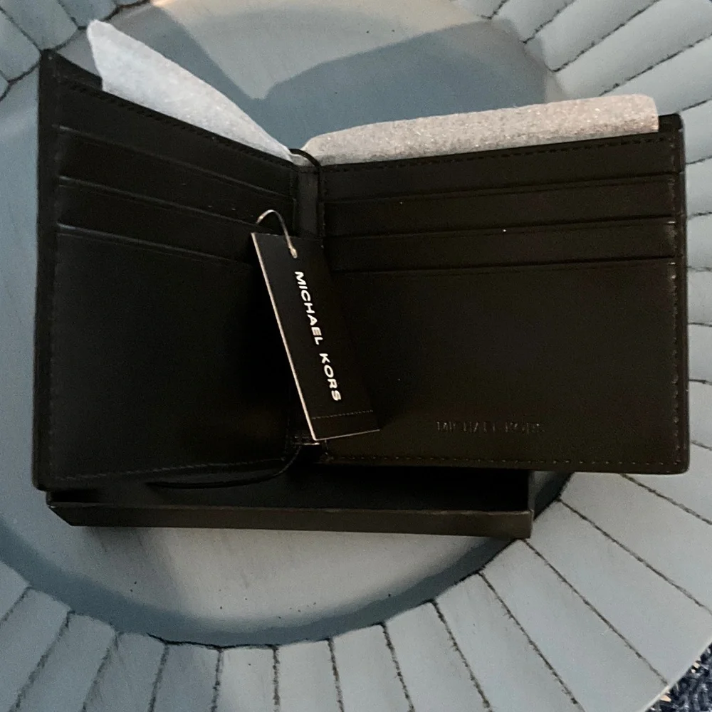 NWT Michael Kors Black MK Logo Billfold Wallet